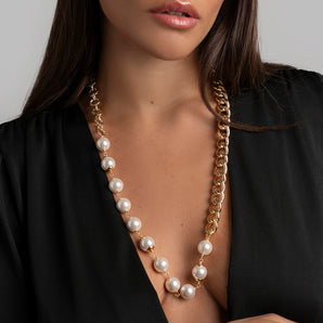 Necklace with Large Round White Pearls