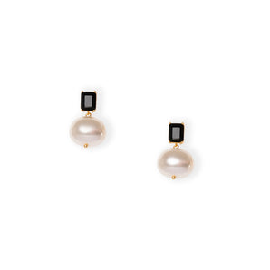 Minimal earrings with Mallorcan pearls and black crystals